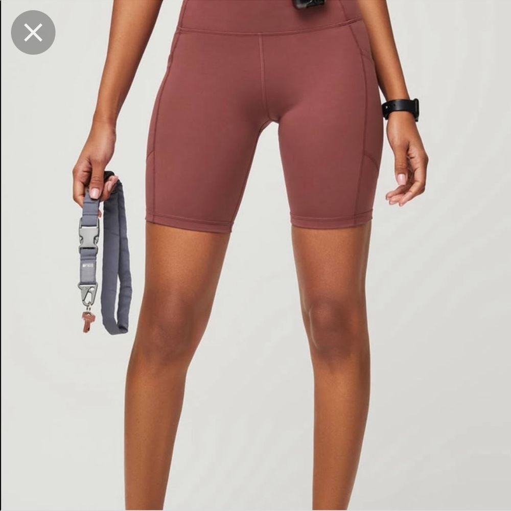 FIGS Performance Underscrub Biker Shorts MAUVE size small